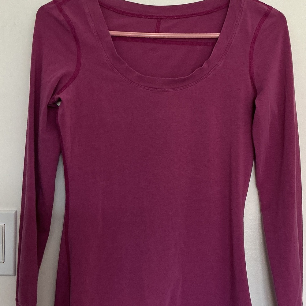 lululemon athletica Long Sleeve Scoop Neck Top - Magenta